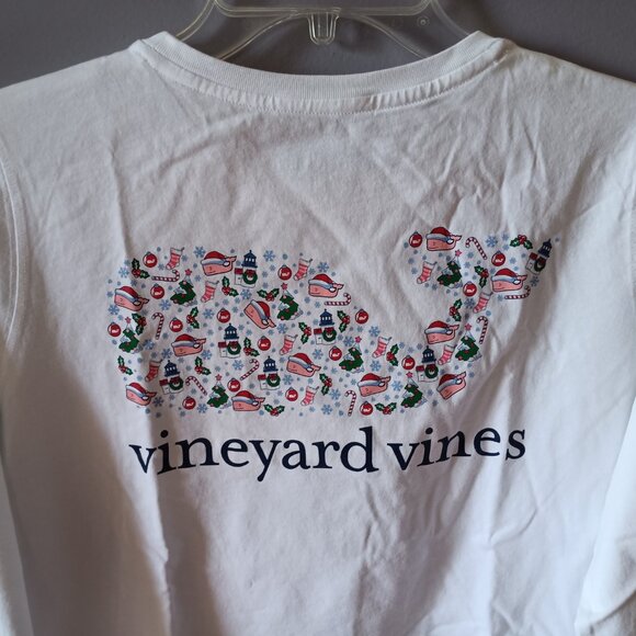 (BOUTIQUE) New Vineyard Vines Christmas Shirt, size S - Picture 4 of 6